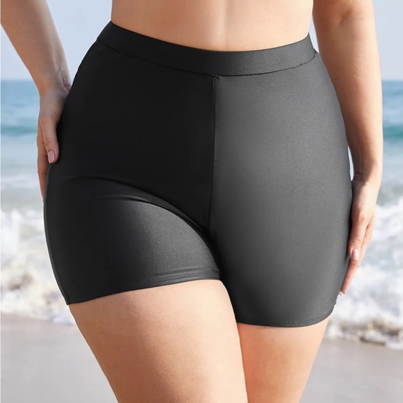 NWT!Black High-Waisted Swim Shorts Size 12 or Large - Picture 1 of 9